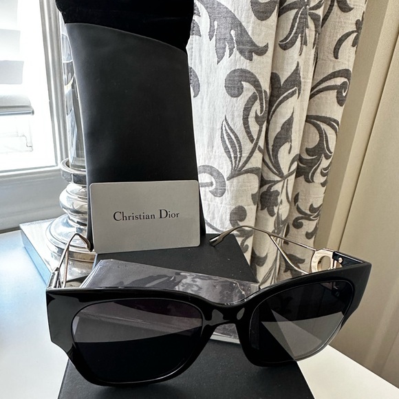 Christian Dior Sunglasses- style 8072K 55-22-135 - Picture 4 of 8